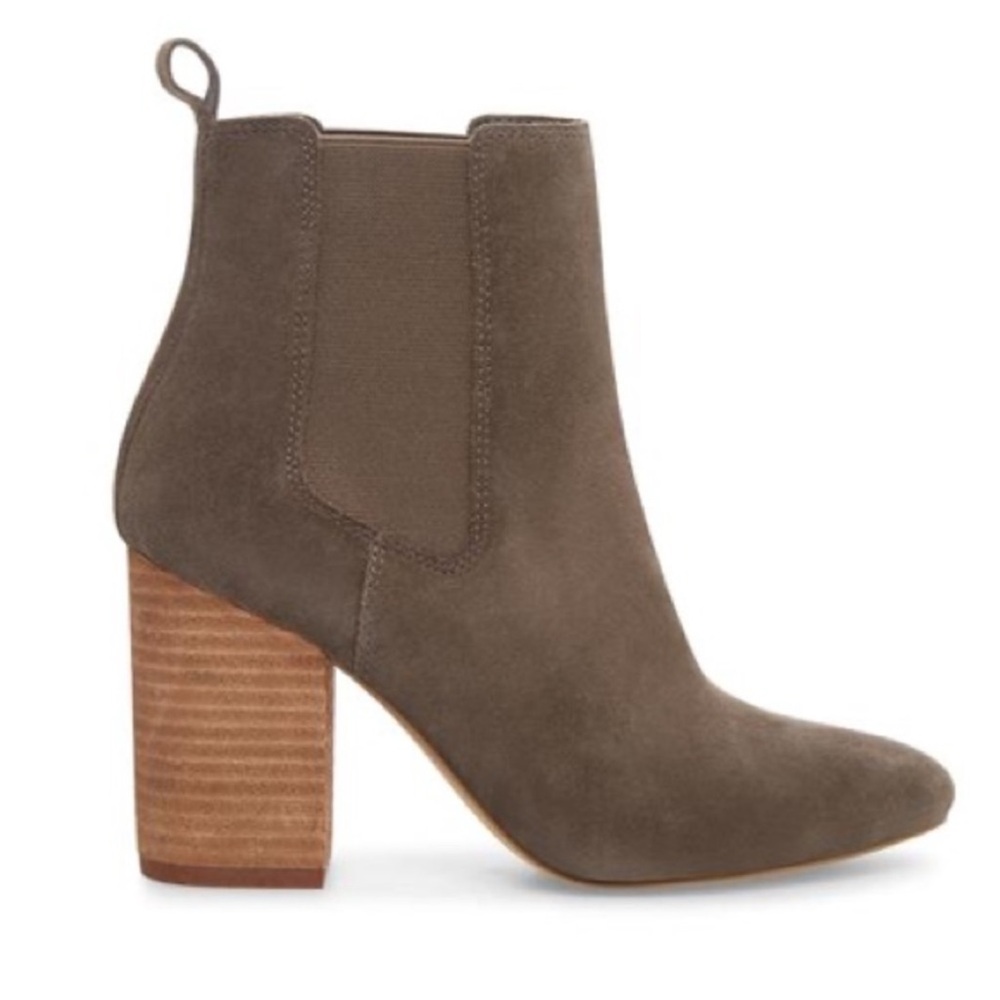 STEVE MADDEN - RAVYN SUEDE GREY BLOCK HEAL BOOTIE - SIZE 7